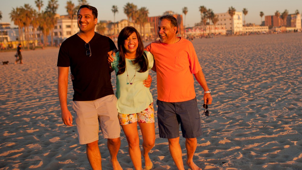 Kavita, Hemal, and dad on the beach